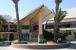 places to stay in Francistown